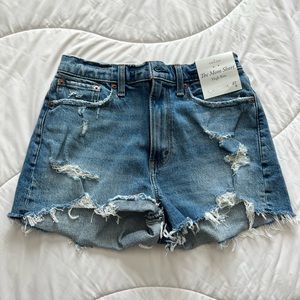 The Mom Short Curve Love